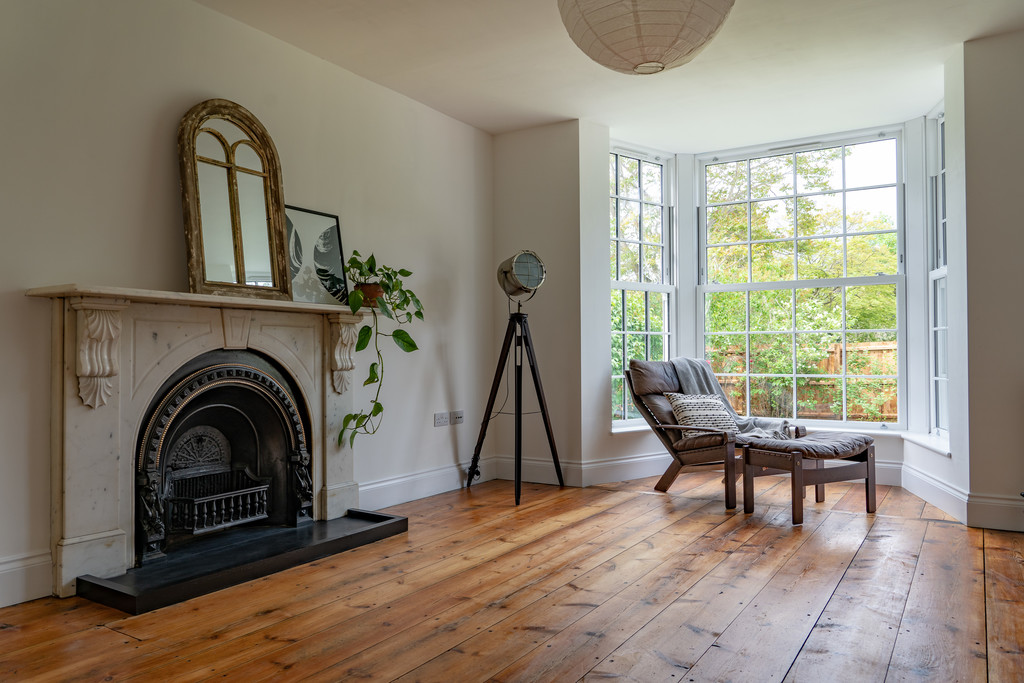 Six of the best... recent instructions from our Signature team Fenn