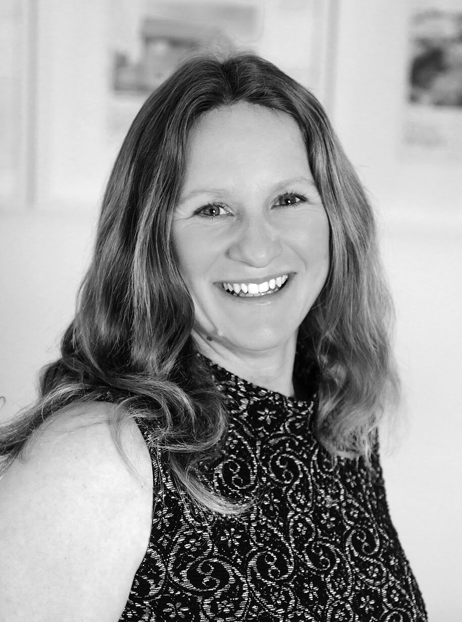 Helen Kemp Headshot