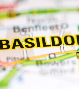 Close-up of Basildon highlighted on UK road map